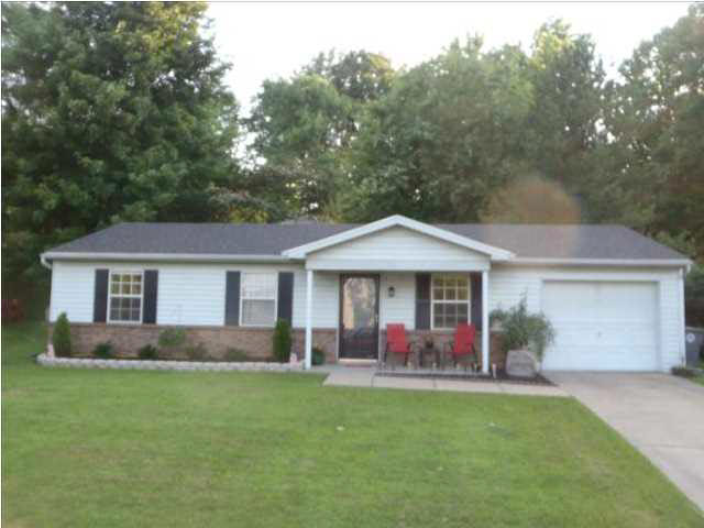 6415 Bayard Park Dr, Evansville, IN 47715 photo 1