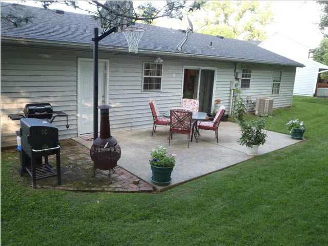 6415 Bayard Park Dr, Evansville, IN 47715 photo 13