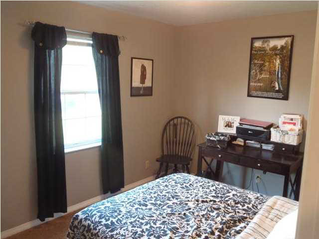 6415 Bayard Park Dr, Evansville, IN 47715 photo 8