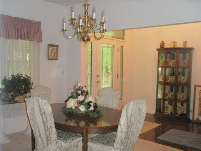 450 W Prancer Dr N, Santa Claus, IN 47579 photo 7