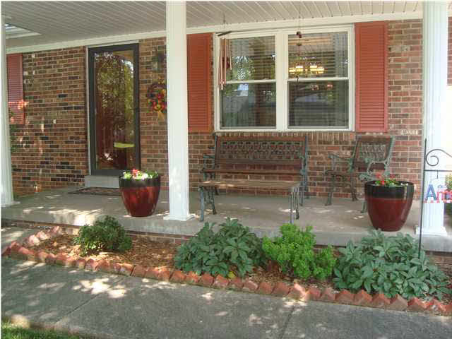 4400 Spruce Dr, Newburgh, IN 47630 photo 2
