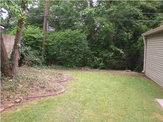 515 S Spring St, Evansville, IN 47714 photo 9