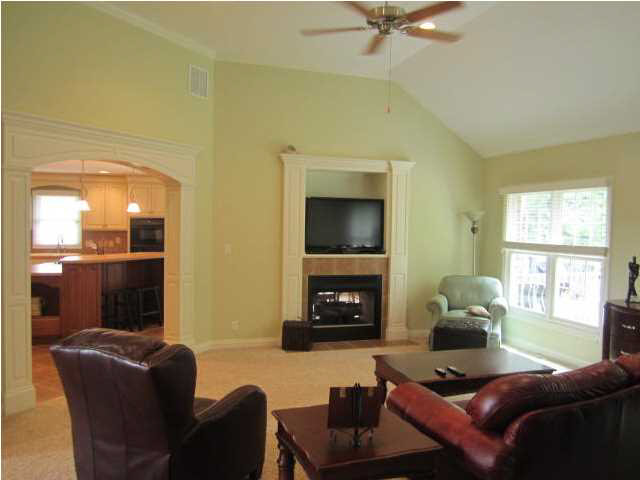 2525 Aiden Dr, Evansville, IN 47725 photo 9