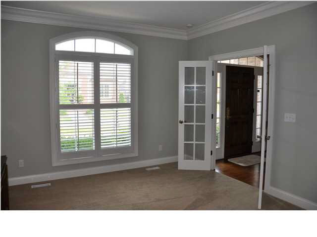 1513 Victoria Green Blvd, Evansville, IN 47715 photo 3