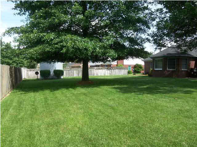 4520 Cromwell Dr, Evansville, IN 47725 photo 3