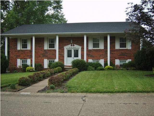 10400 Chippewa Dr, Newburgh, IN 47630 photo 1