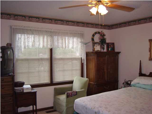 10400 Chippewa Dr, Newburgh, IN 47630 photo 13