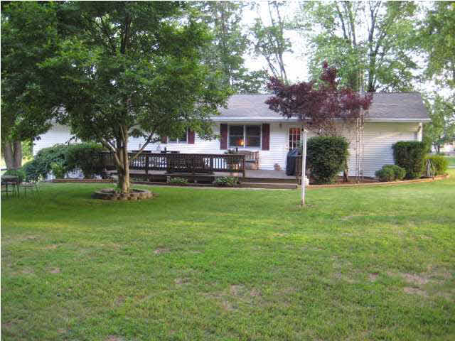 90 W 300 S, Washington, IN 47501 photo 4