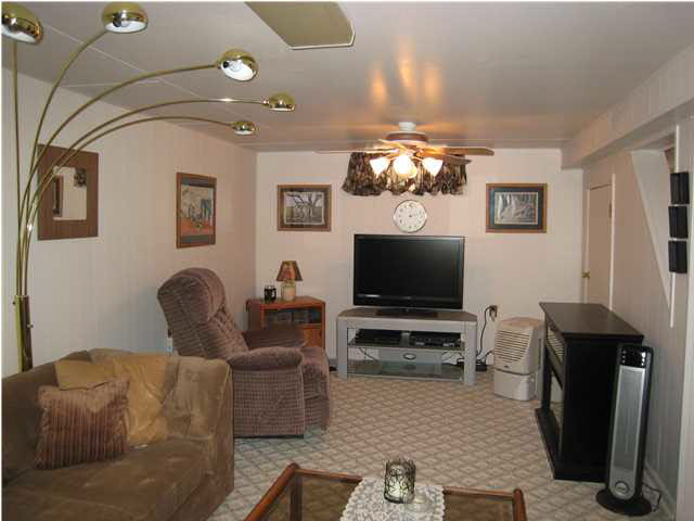 210 N Kelsey Ave, Evansville, IN 47711 photo 18