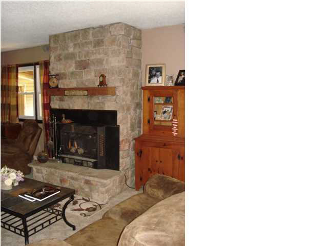 412 N Second St, Chandler, IN 47610 photo 7