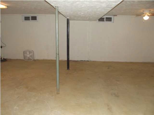 412 N Second St, Chandler, IN 47610 photo 21