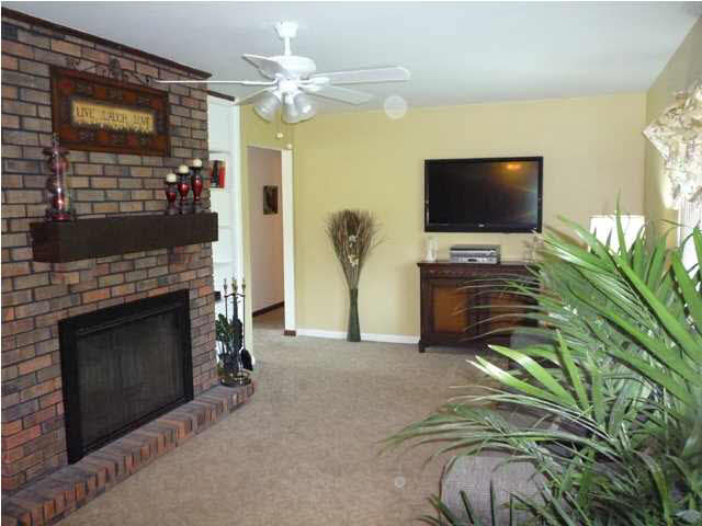 165 N Cale St, Poseyville, IN 47633 photo 11