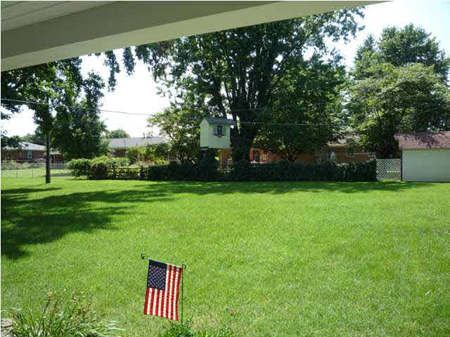 165 N Cale St, Poseyville, IN 47633 photo 21
