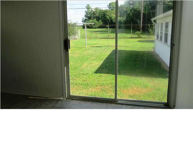 2319 Herbert Ave, Evansville, IN 47714 photo 5