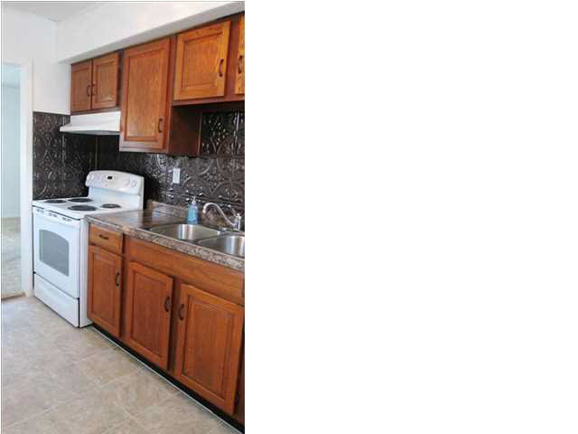 2319 Herbert Ave, Evansville, IN 47714 photo 4