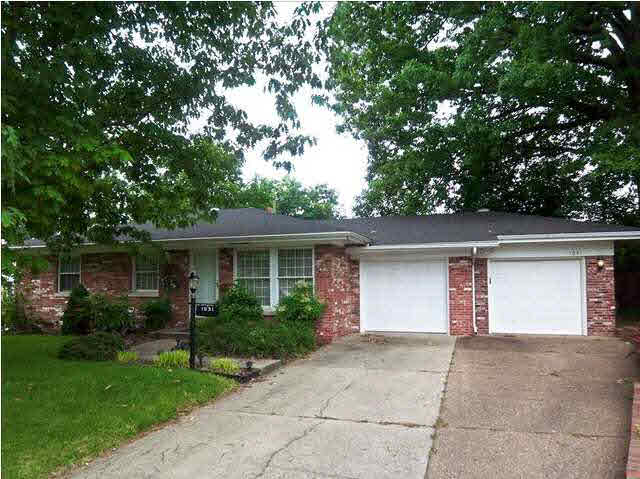 1051 S Spring St, Evansville, IN 47714 photo 1