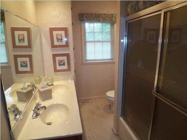 1051 S Spring St, Evansville, IN 47714 photo 6