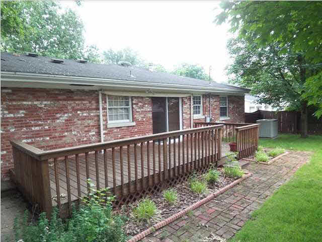 1051 S Spring St, Evansville, IN 47714 photo 10