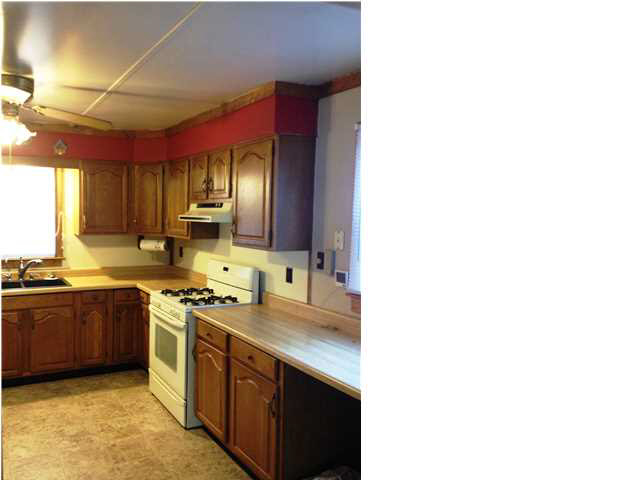 511 Fairway Dr, Evansville, IN 47710 photo 3