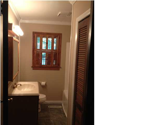 511 Fairway Dr, Evansville, IN 47710 photo 9