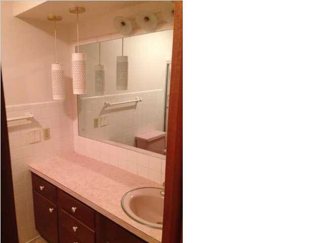 1600 Western Hills Dr, Evansville, IN 47720 photo 13