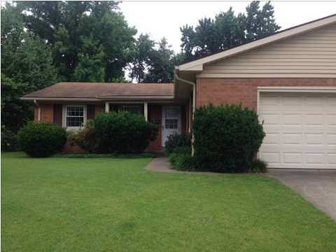 1600 Western Hills Dr, Evansville, IN 47720 photo 1