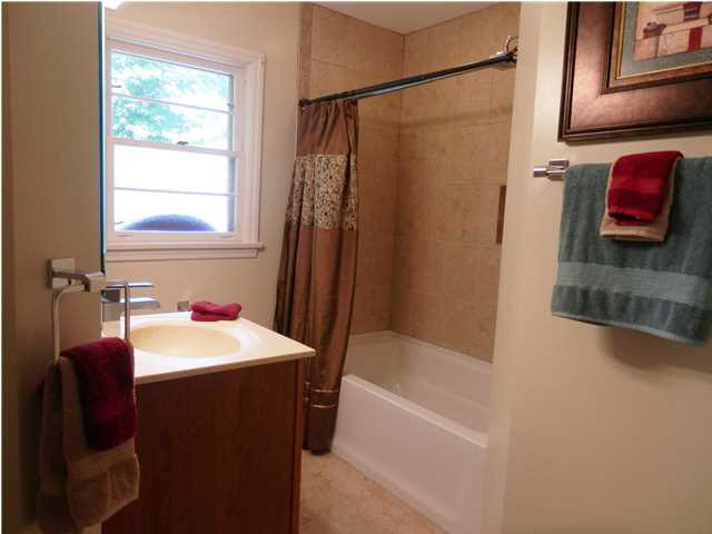 1207 S Cullen Ave, Evansville, IN 47715 photo 12