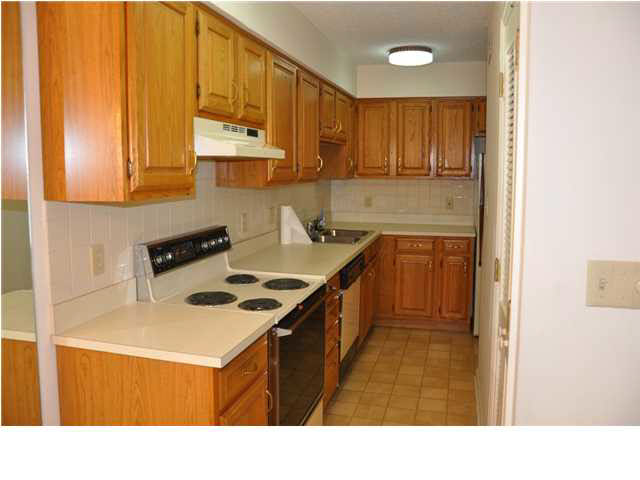 204 Hampton Dr, Evansville, IN 47715 photo 5