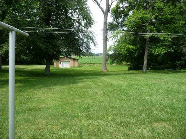1220 W 36th St, Jasper, IN 47546 photo 3