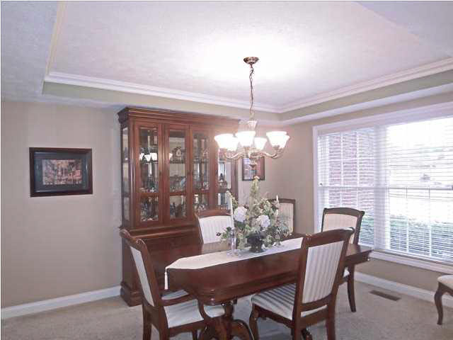 10804 Bernadette Dr, Evansville, IN 47725 photo 4