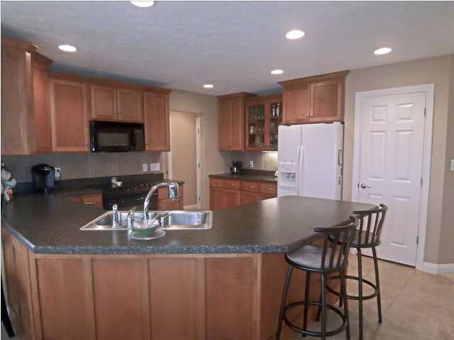 10804 Bernadette Dr, Evansville, IN 47725 photo 9