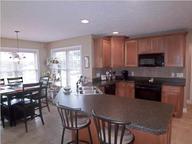10804 Bernadette Dr, Evansville, IN 47725 photo 8