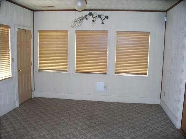 413 First St, Elnora, IN 47529 photo 18