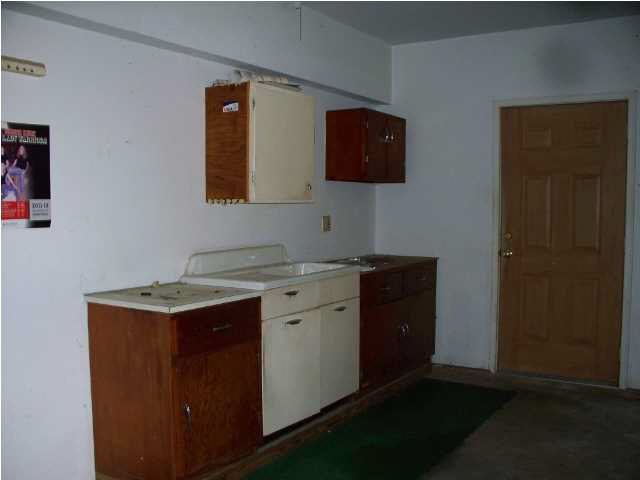 413 First St, Elnora, IN 47529 photo 14