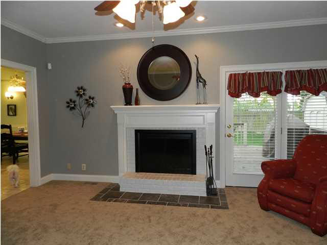 3200 Raintree Dr, Newburgh, IN 47630 photo 3