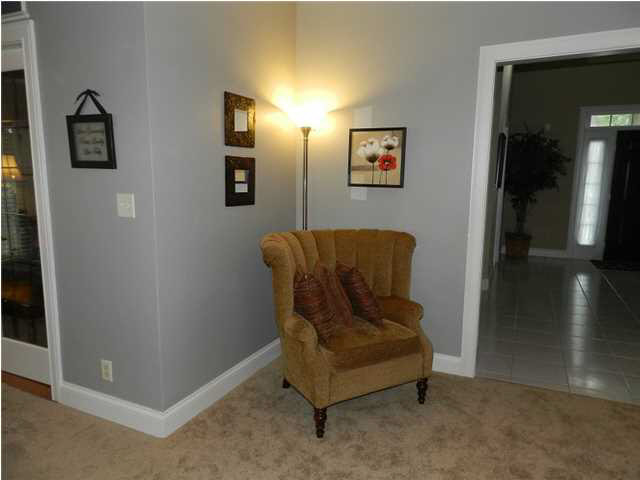 3200 Raintree Dr, Newburgh, IN 47630 photo 5