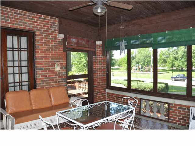 706 Sunset Ave, Evansville, IN 47713 photo 8