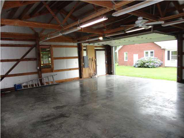 603 W North St, Boonville, IN 47601 photo 6