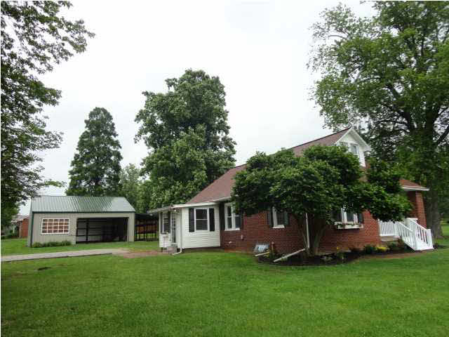603 W North St, Boonville, IN 47601 photo 1