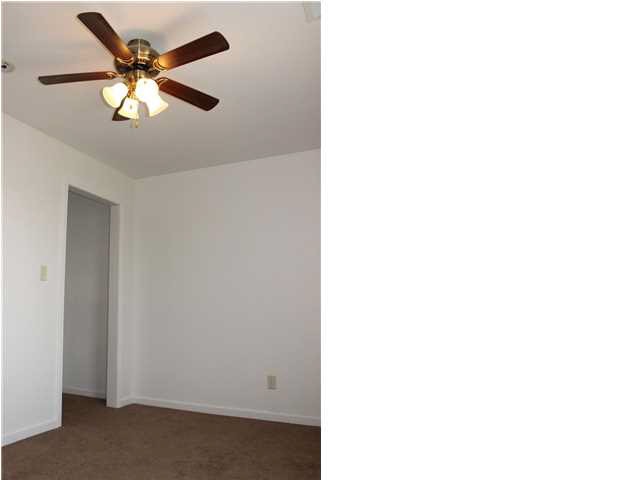 4600 Walnut Ln, New Harmony, IN 47631 photo 13