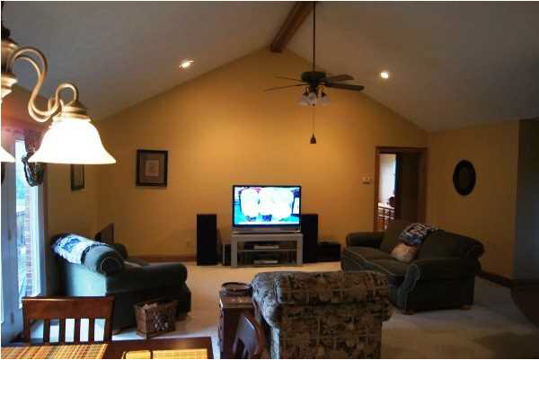 6610 Weiss Rd, Evansville, IN 47720 photo 4