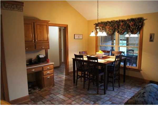 6610 Weiss Rd, Evansville, IN 47720 photo 3