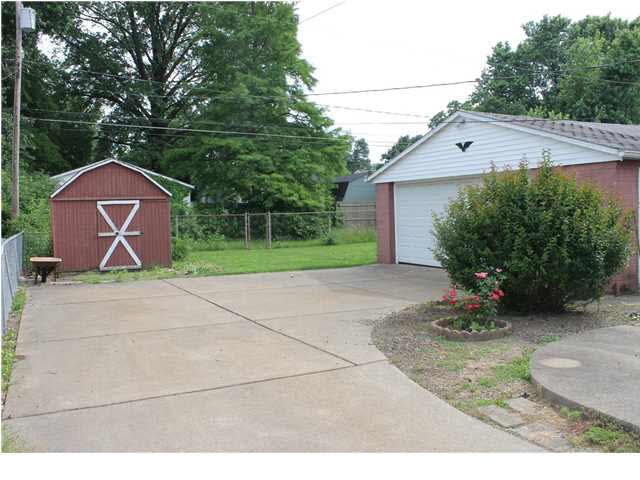 2321 E Michigan St, Evansville, IN 47711 photo 12