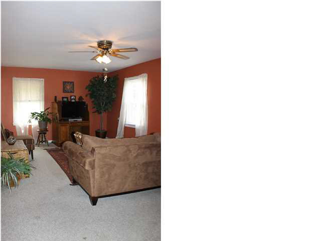 2321 E Michigan St, Evansville, IN 47711 photo 3