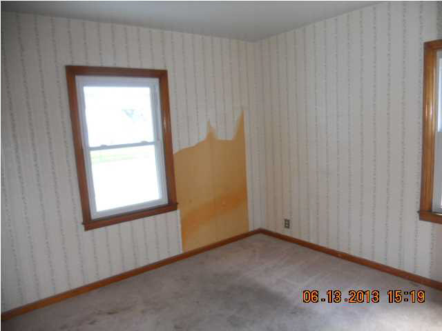 1238 E Walnut St, Evansville, IN 47714 photo 4