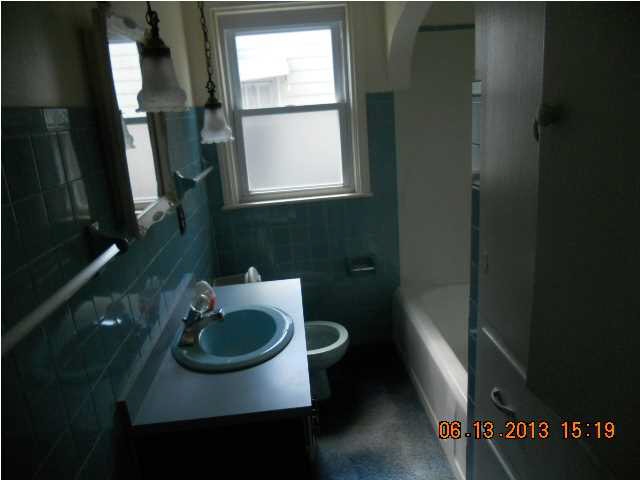 1238 E Walnut St, Evansville, IN 47714 photo 6