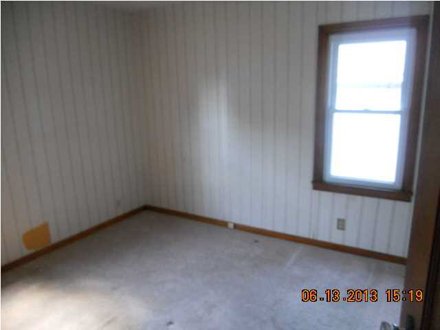 1238 E Walnut St, Evansville, IN 47714 photo 5