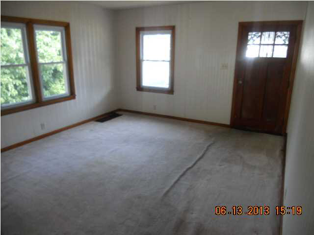 1238 E Walnut St, Evansville, IN 47714 photo 3