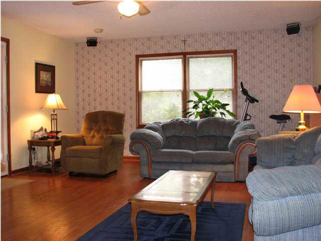 2032 Margybeth Ave, Evansville, IN 47714 photo 12