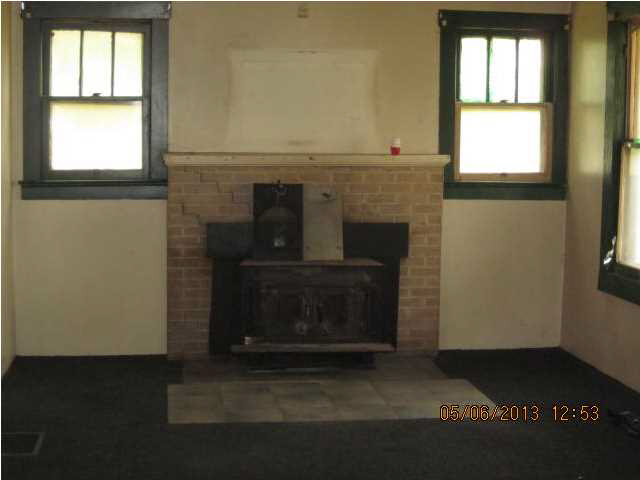 9300 Gross Rd, Mount Vernon, IN 47620 photo 2
